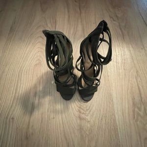 Aldo Forest green heels